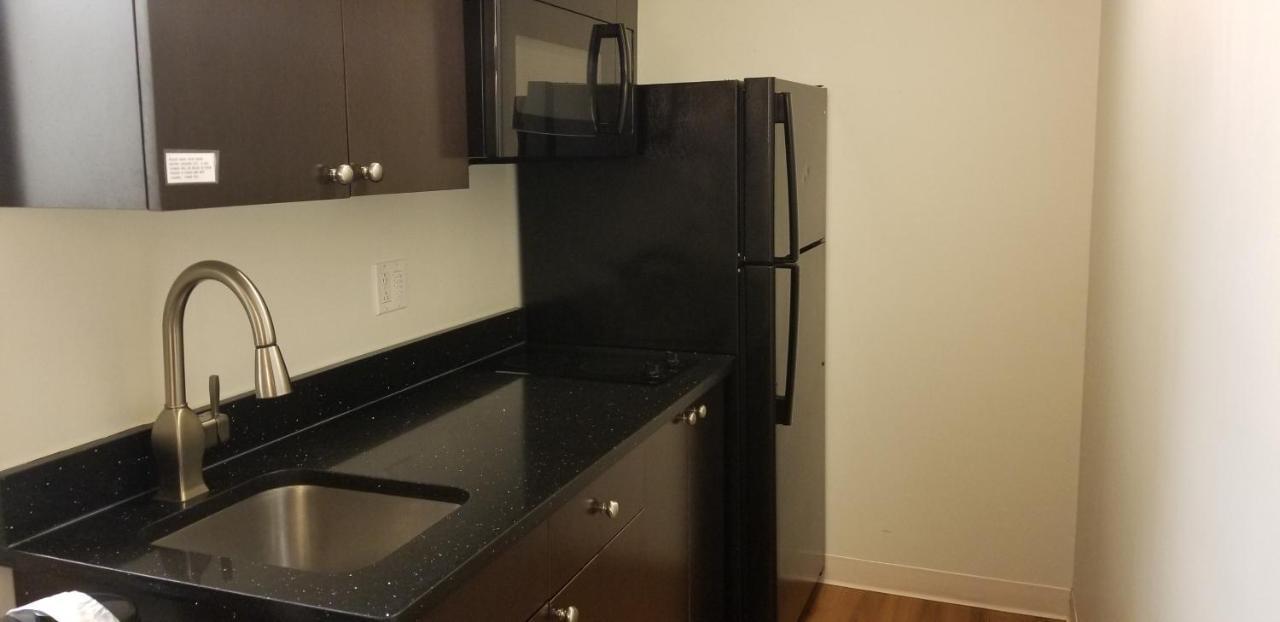 Joys Inn Innisfail, Ab Экстерьер фото