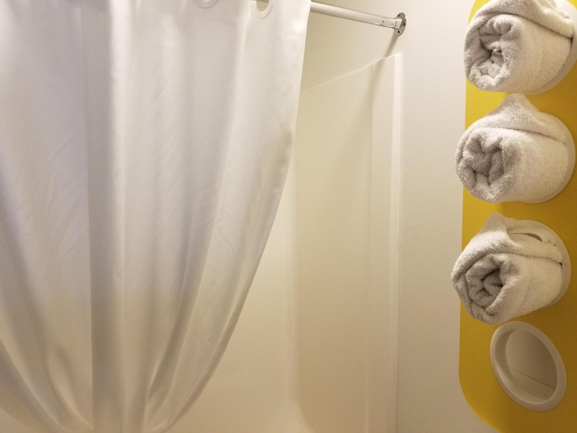 Joys Inn Innisfail, Ab Экстерьер фото