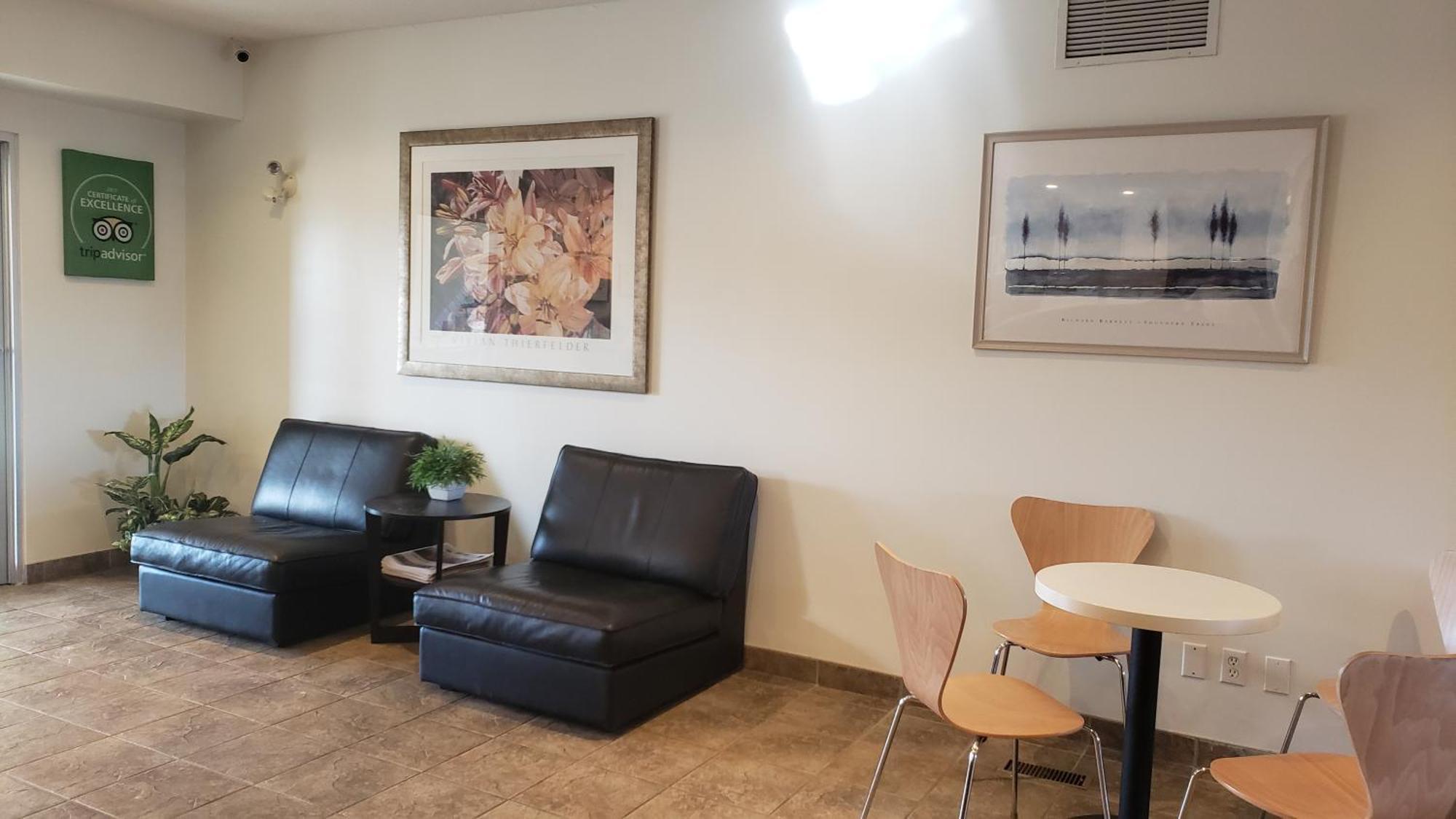 Joys Inn Innisfail, Ab Экстерьер фото